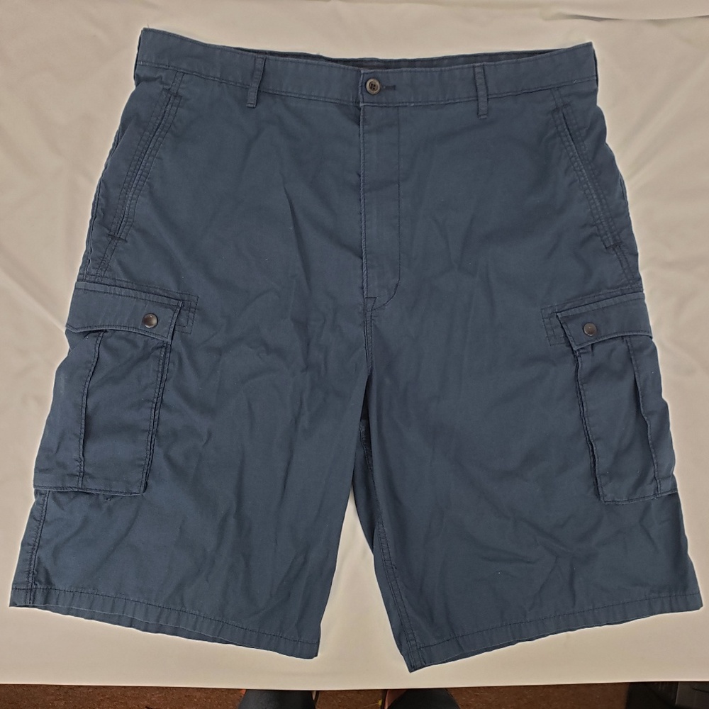Levis Men's Cotton Cargo Shorts Dark Blue 42 EUC